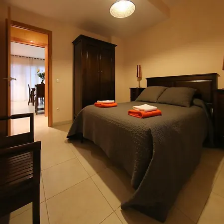 カ ラ パウレタ アパート *